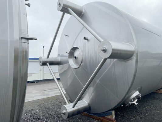 4 x Brand new 44.000L stainless-steel AISI316L vertical storage tanks.