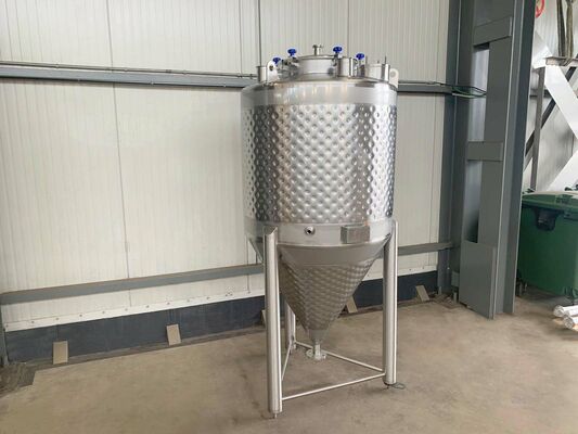 1 x New 1.300L stainless-steel AISI304L vertical mixing tank.