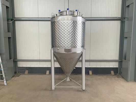 1 x cuve de mélange neuve verticale de 1.300L en acier inoxydable AISI304L.