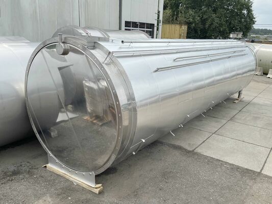 2 x stainless-steel AISI304 second hand vertical storage tanks.with a capacity of 85.700L