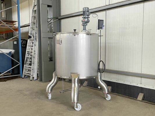 1 x New 1.000L stainless-steel AISI316L vertical mixing tank.