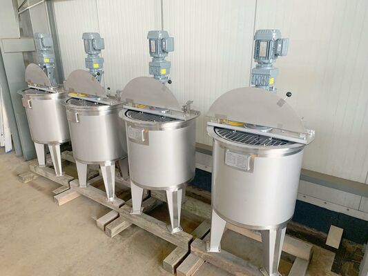 4 x Brand new 200L stainless-steel AISI316L vertical mixing tanks.