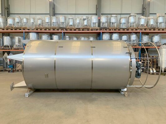 1 x New 20.300L stainless-steel AISI304L vertical mixing tank.