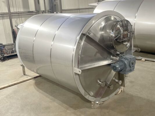 2 x New 15.300L stainless-steel AISI316L vertical mixing tanks.